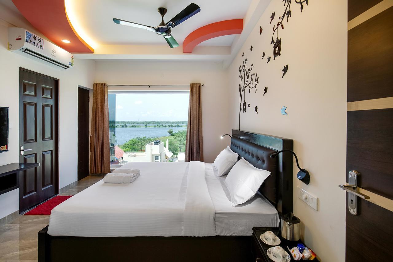 Crystal Lake Suites Kojambuttúr Kültér fotó
